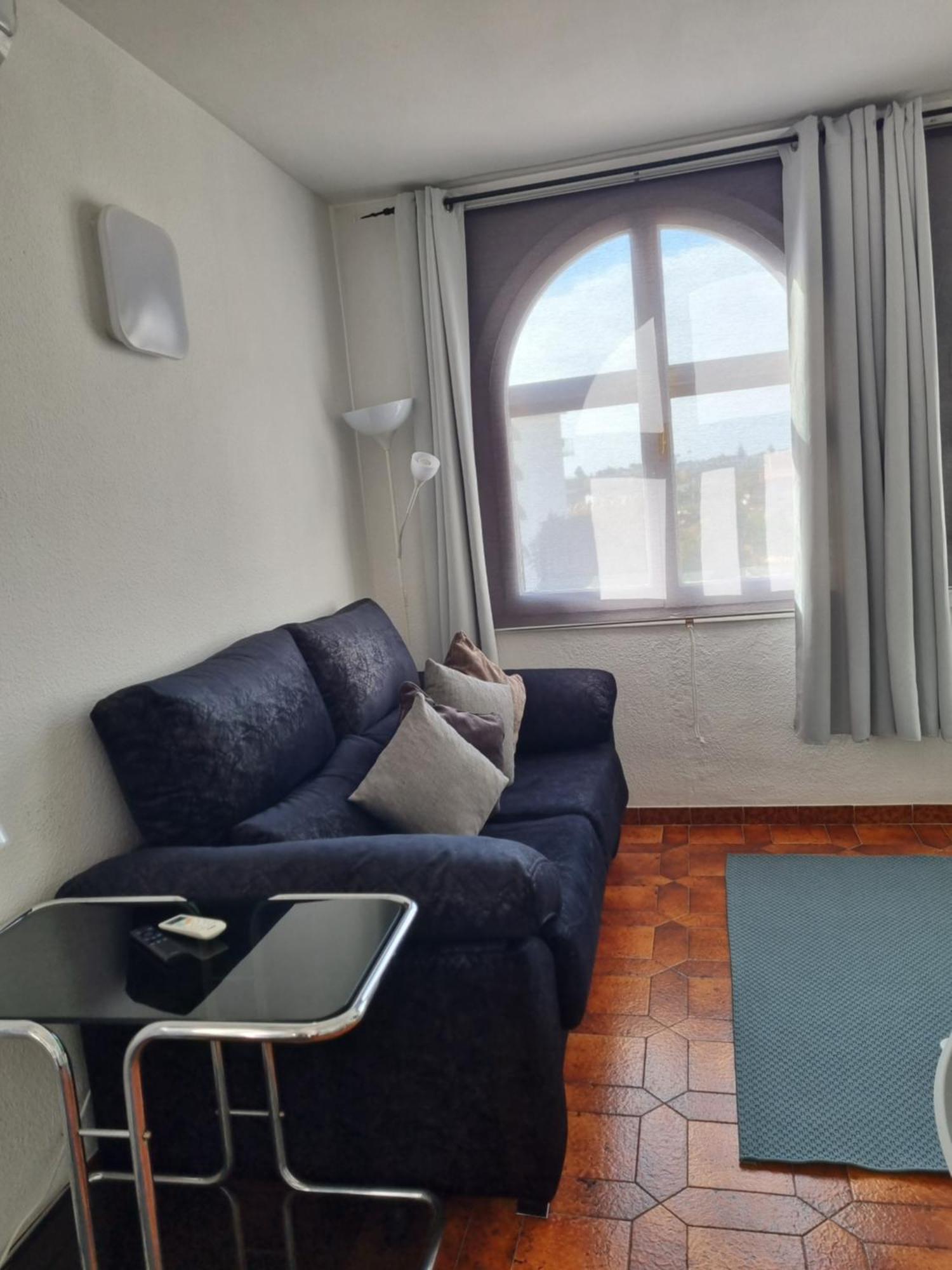 Comfortable One Bedroom Apartment 푸엔히롤라 외부 사진