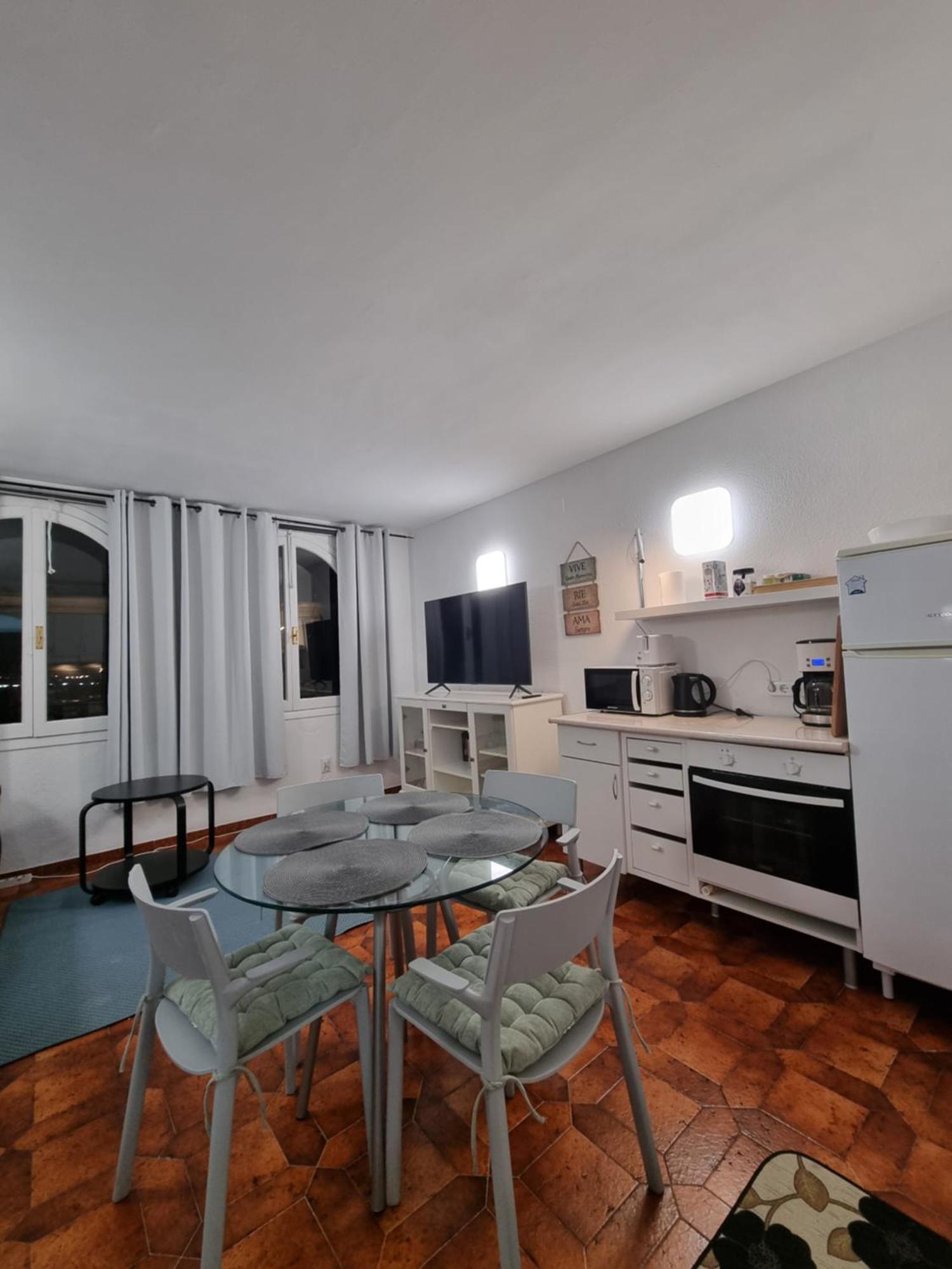 Comfortable One Bedroom Apartment 푸엔히롤라 외부 사진